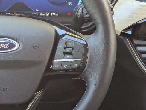 Used 2022 Ford Escape Titanium w/ Titanium Premium Package image 18