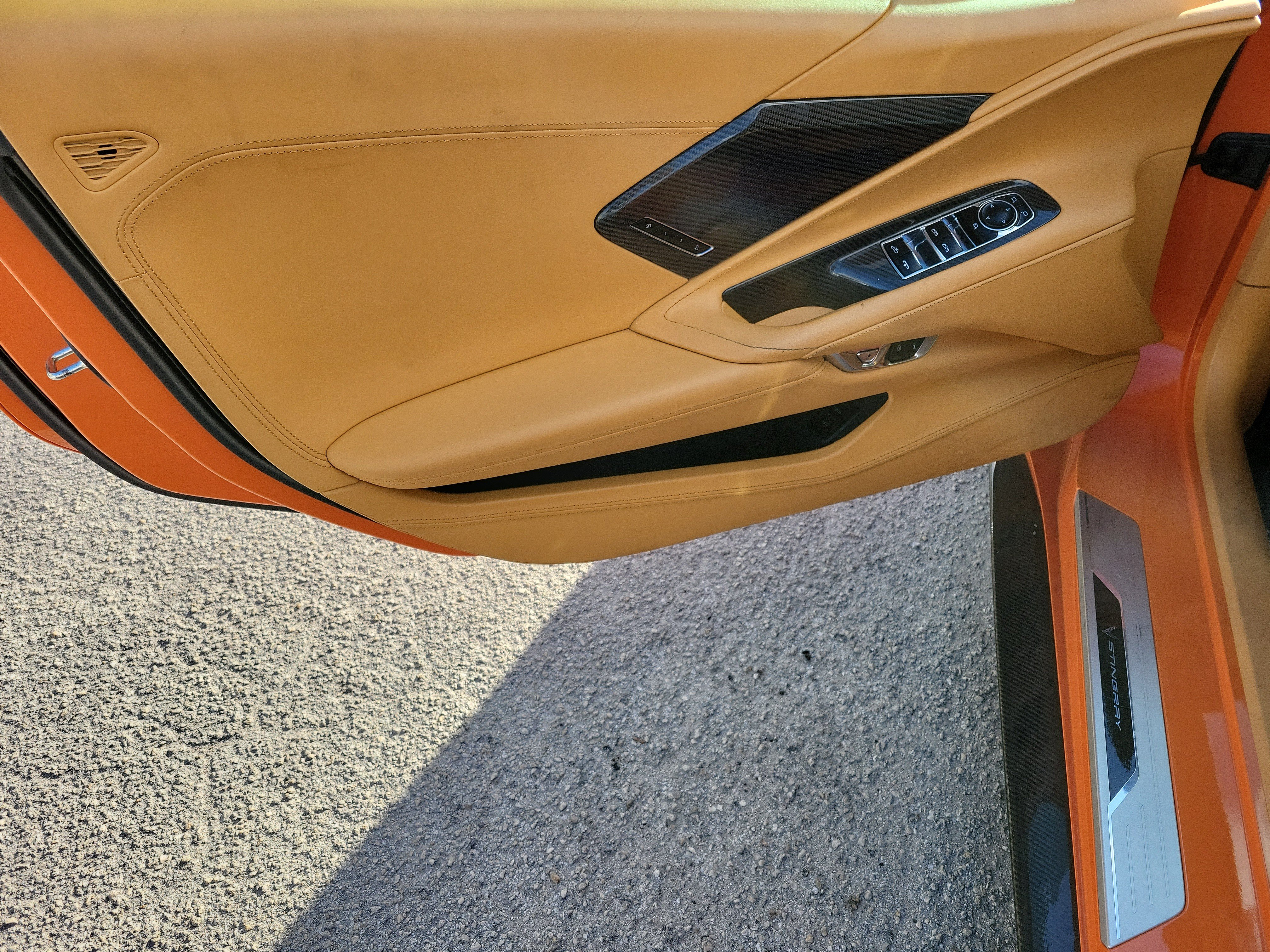 Used 2022 Chevrolet Corvette Stingray Premium Conv w/ Z51 Performance Package RWD image 17