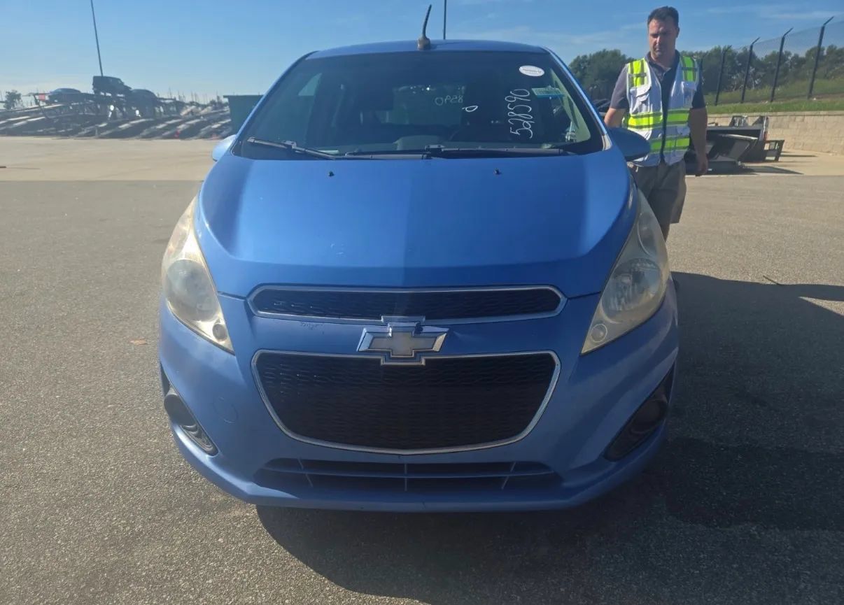 Used 2014 Chevrolet Spark LT FWD image 6