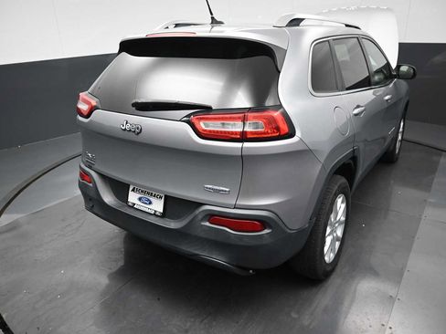 Used 2014 Jeep Cherokee Latitude AWD/4WD image 30