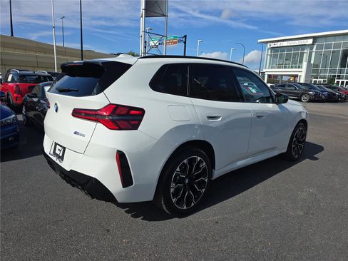 Used 2025 BMW X3 M50 w/ Premium Package image 3