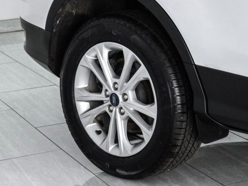 Used 2019 Ford Escape SEL AWD/4WD image 55