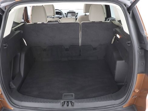 Used 2017 Ford Escape SE w/ Equipment Group 201A image 29