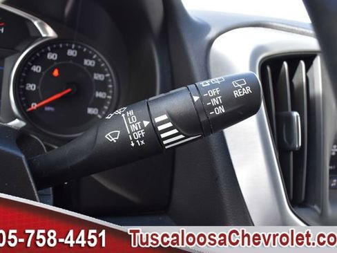 Used 2024 GMC Terrain SLE w/ Driver Convenience Package image 30