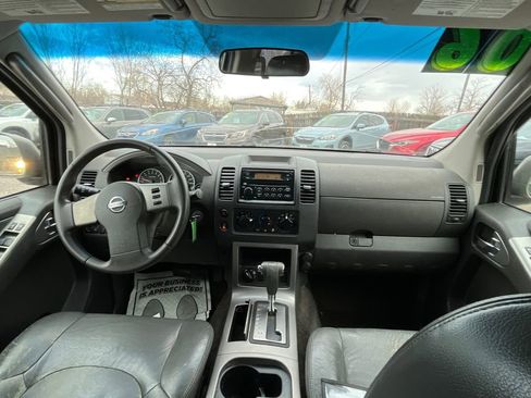 Used 2005 Nissan Pathfinder SE w/ (S01) Side Air Bags Pkg image 16