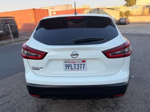 Used 2020 Nissan Rogue Sport S w/ Appearance Package FWD image 10