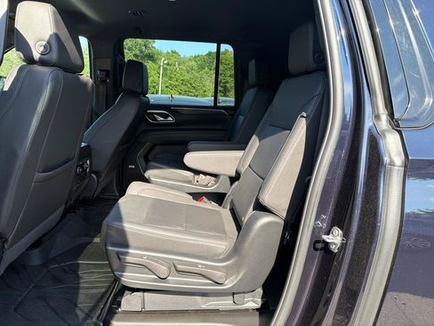 Used 2024 Chevrolet Suburban Z71 w/ Z71 Off-Road Package AWD/4WD image 16