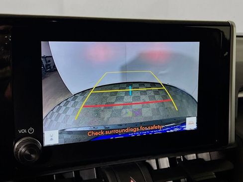 Used 2025 Toyota RAV4 XLE AWD/4WD image 12