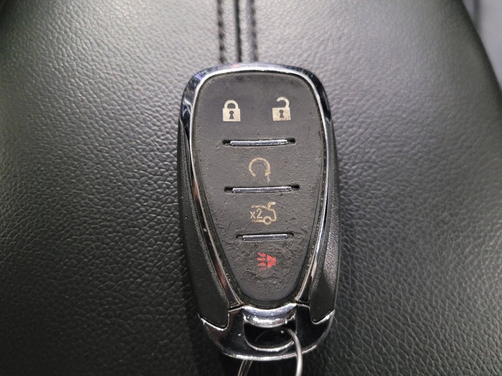Used 2023 Chevrolet Malibu LT FWD image 32
