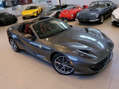 Certified 2021 Ferrari 812 GTS RWD image 10