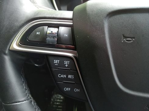 Used 2020 Lincoln Nautilus Premier w/ Equipment Group 101A AWD/4WD image 19