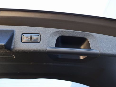 Used 2023 Kia Telluride EX w/ EX Captain's Chair Package image 35