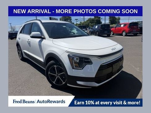 Used 2023 Kia Niro EX FWD image 1