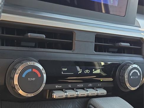 Used 2025 Toyota Tacoma SR5 image 25