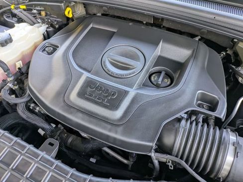 Certified 2022 Jeep Grand Cherokee L Overland AWD/4WD image 33