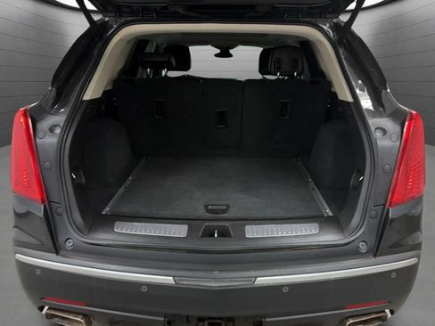 Used 2019 Cadillac XT5 Luxury AWD/4WD image 18