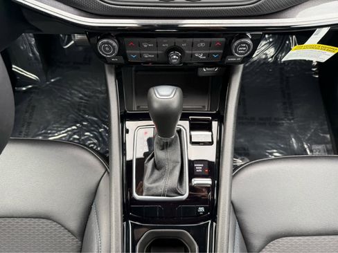 Used 2026 Jeep Compass Latitude w/ Quick Order Package 29K image 24