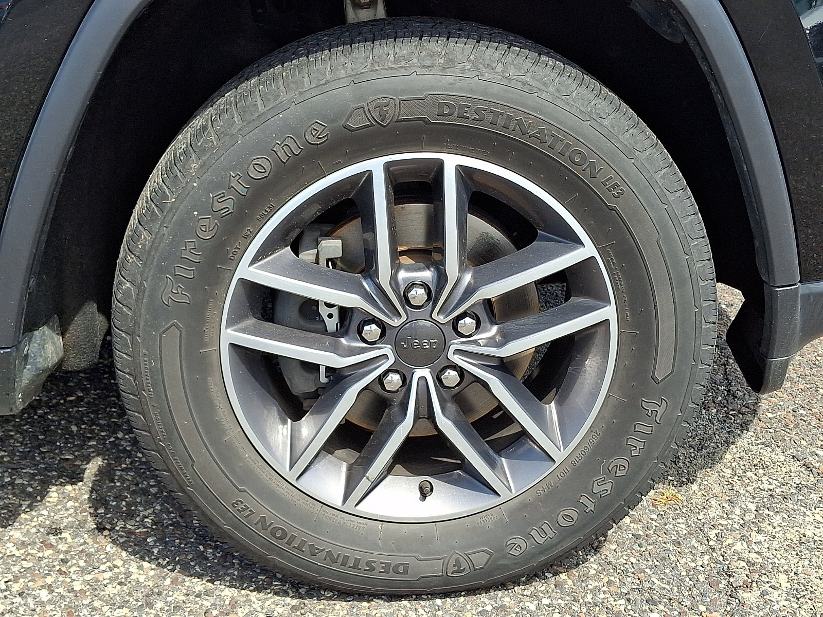 Used 2020 Jeep Grand Cherokee Limited AWD/4WD image 7