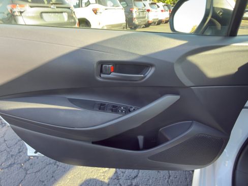 Used 2024 Toyota Corolla LE image 15