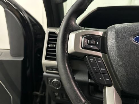 Used 2019 Ford F150 Lariat RWD image 39