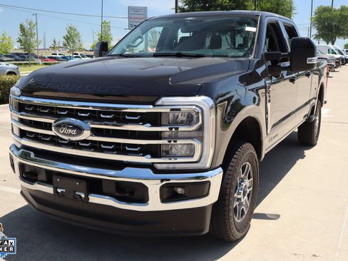 Used 2024 Ford F250 Lariat AWD/4WD image 8