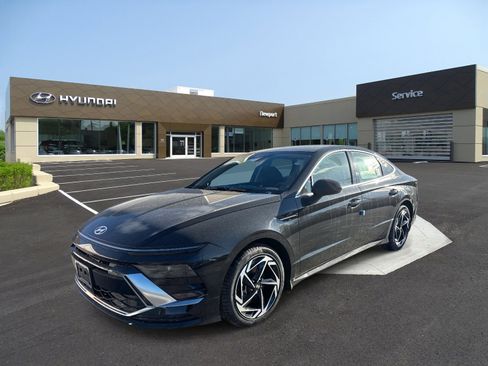 New 2026 Hyundai Sonata SEL image 1