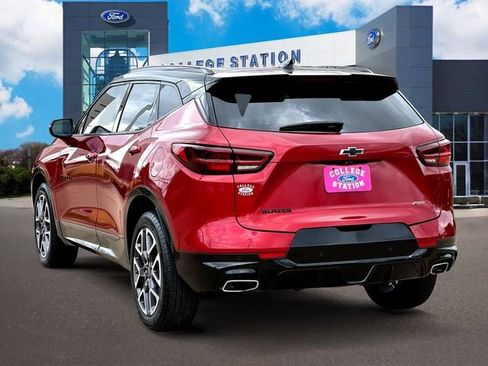 Used 2024 Chevrolet Blazer RS w/ Driver Confidence II Package image 3