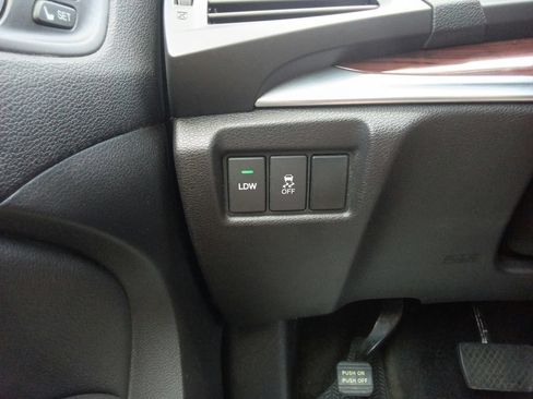 Used 2014 Acura MDX SH-AWD w/ Technology Package image 30