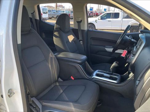 Used 2020 Chevrolet Colorado LT w/ LT Convenience Package image 8