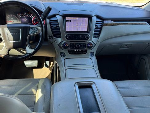 Used 2015 GMC Yukon XL Denali w/ Touring Package image 16