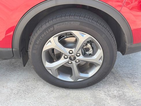 Certified 2025 Ford Escape ST-Line w/ Tech Pack #1 AWD/4WD image 21