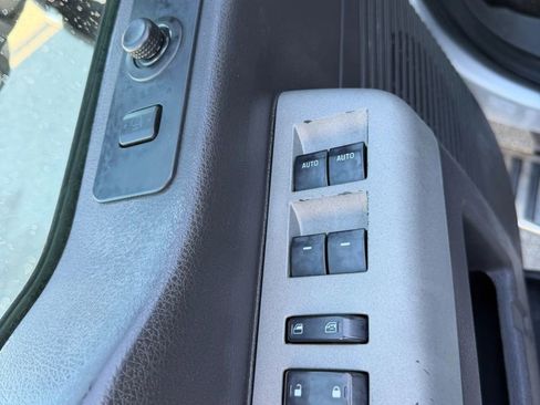 Used 2015 Ford F250 Lariat w/ Lariat Ultimate Package image 18