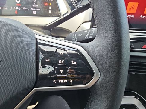 Used 2023 Volkswagen ID.4 Pro RWD image 18