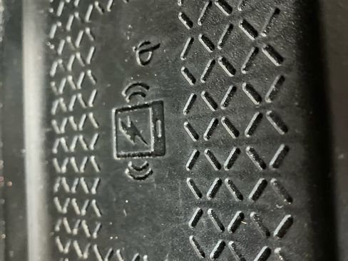 Used 2023 Nissan Pathfinder Platinum w/ Cargo Package image 33