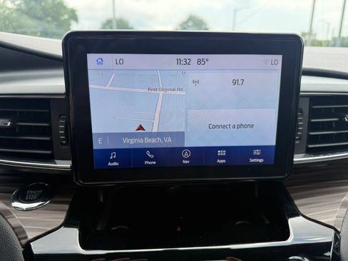 Used 2022 Ford Explorer Limited RWD image 22