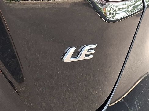 Certified 2025 Toyota Corolla LE FWD image 32