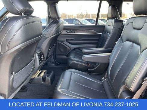 Used 2024 Jeep Grand Cherokee L Limited w/ Luxury Tech Group II image 25