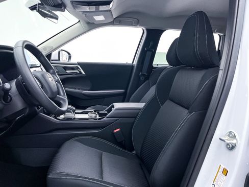 New 2025 Mitsubishi Outlander ES image 12