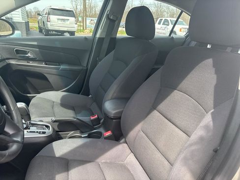 Used 2015 Chevrolet Cruze LT image 13