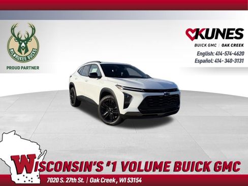 Used 2024 Chevrolet Trax ACTIV w/ Sunroof Package image 1