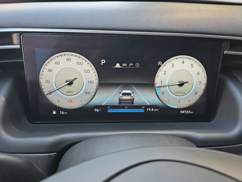 Used 2022 Hyundai Tucson Limited FWD image 24