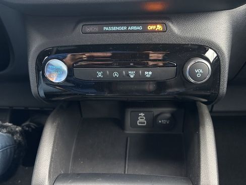 Used 2025 Ford Escape ST-Line w/ Tech Pack #1 image 25