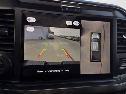 New 2026 Ford F250 Lariat w/ Black Appearance Package image 51