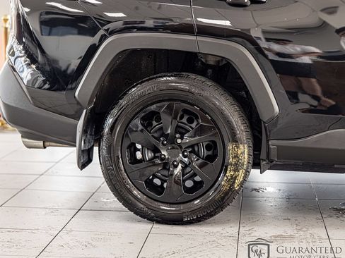 Used 2020 Toyota RAV4 LE w/ All Weather Liner Package AWD/4WD image 10