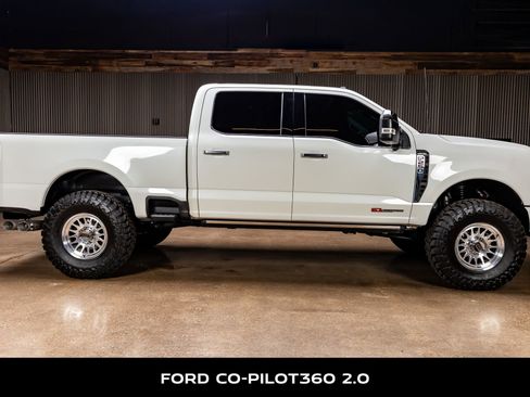 Used 2024 Ford F250 Limited w/ FX4 Off-Road Package image 10