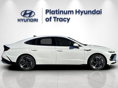 New 2026 Hyundai Sonata SEL FWD image 3