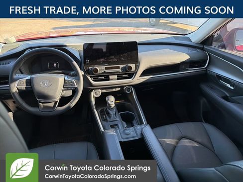 Used 2026 Toyota Grand Highlander XLE image 12