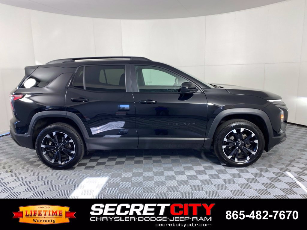 Used 2025 Chevrolet Equinox RS w/ Convenience Package III FWD image 8