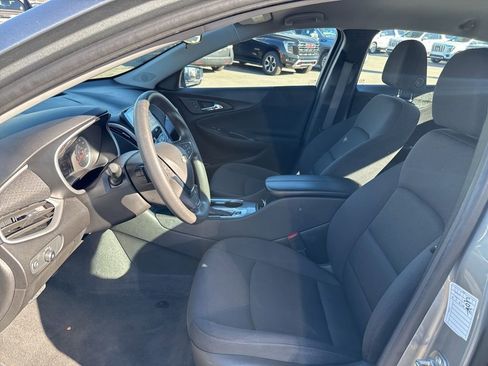 Used 2024 Chevrolet Malibu LT FWD image 9