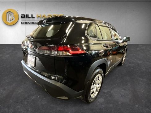 Used 2026 Toyota Corolla Cross L FWD image 2